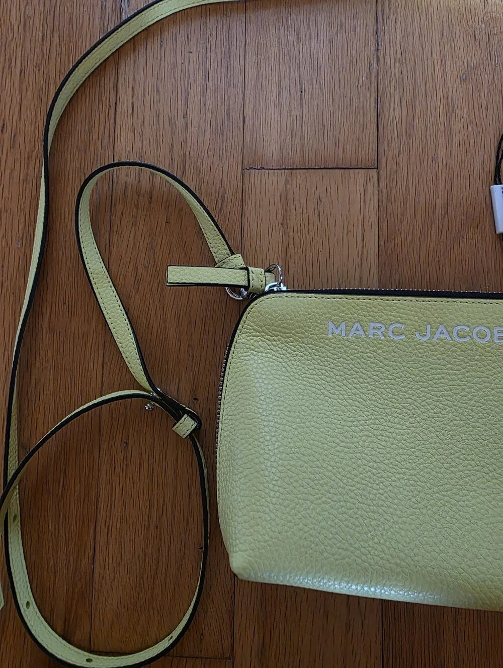 NWOT Marc Jacobs Grind Leather Crossbody Pouch In Lemoncello